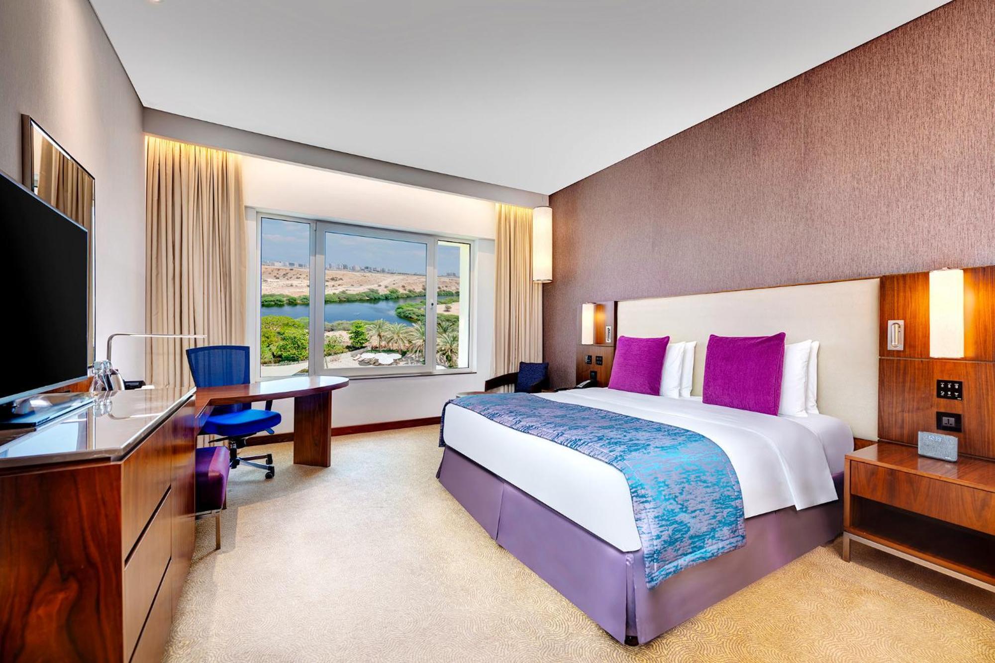 Hotel Crowne Plaza Ocec By Ihg